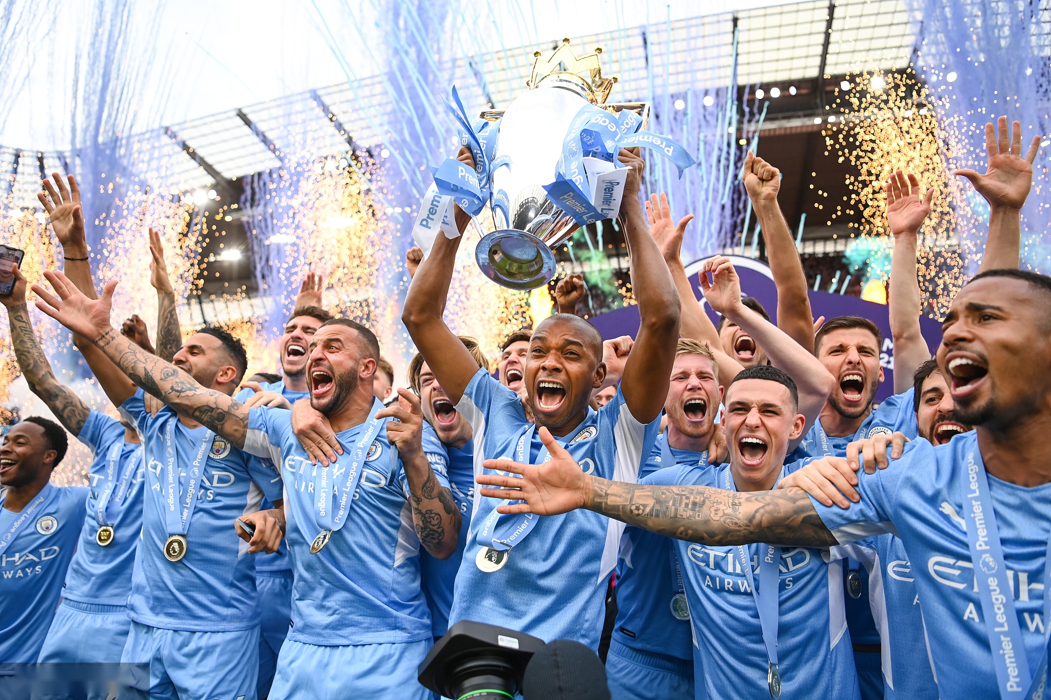 自由和发展 自由和发展